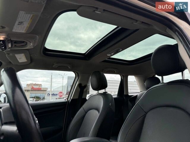 Білий Міні Cooper, об'ємом двигуна 1.5 л та пробігом 224 тис. км за 8200 $, фото 9 на Automoto.ua