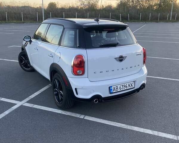 Білий Міні Cooper, об'ємом двигуна 1.6 л та пробігом 159 тис. км за 12500 $, фото 4 на Automoto.ua