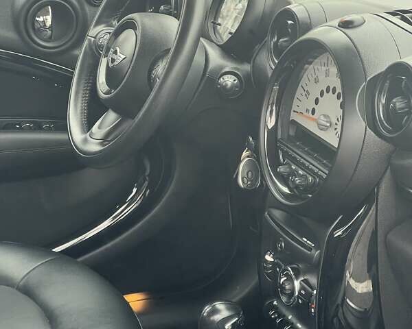 Білий Міні Cooper, об'ємом двигуна 1.6 л та пробігом 113 тис. км за 11300 $, фото 2 на Automoto.ua