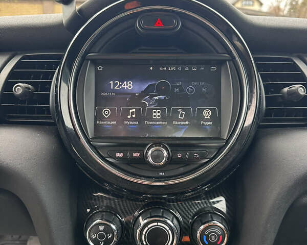 Білий Міні Cooper, об'ємом двигуна 1.3 л та пробігом 122 тис. км за 5900 $, фото 12 на Automoto.ua