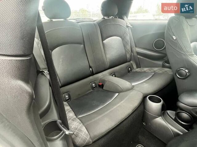 Білий Міні Cooper, об'ємом двигуна 2 л та пробігом 154 тис. км за 15690 $, фото 16 на Automoto.ua