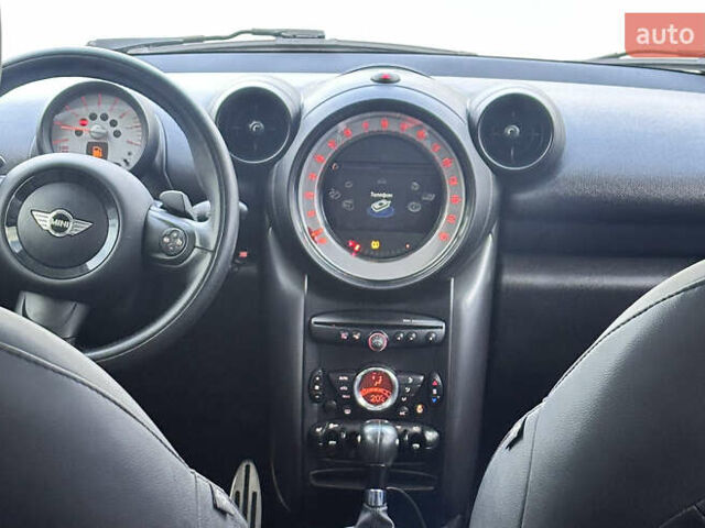 Білий Міні Cooper, об'ємом двигуна 1.6 л та пробігом 160 тис. км за 9800 $, фото 24 на Automoto.ua