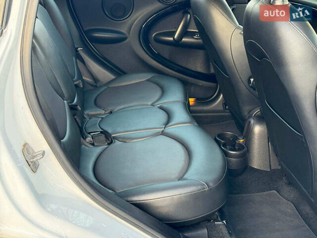 Белый Мини Купер, объемом двигателя 1.6 л и пробегом 159 тыс. км за 10990 $, фото 19 на Automoto.ua