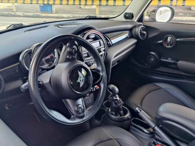 Белый Мини Купер, объемом двигателя 1.5 л и пробегом 105 тыс. км за 11380 $, фото 11 на Automoto.ua