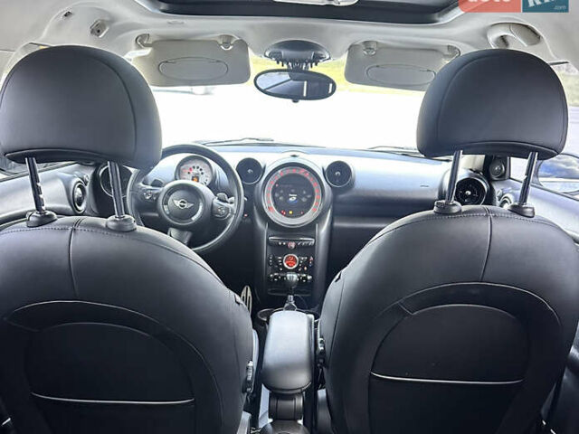 Білий Міні Cooper, об'ємом двигуна 1.6 л та пробігом 160 тис. км за 9800 $, фото 25 на Automoto.ua