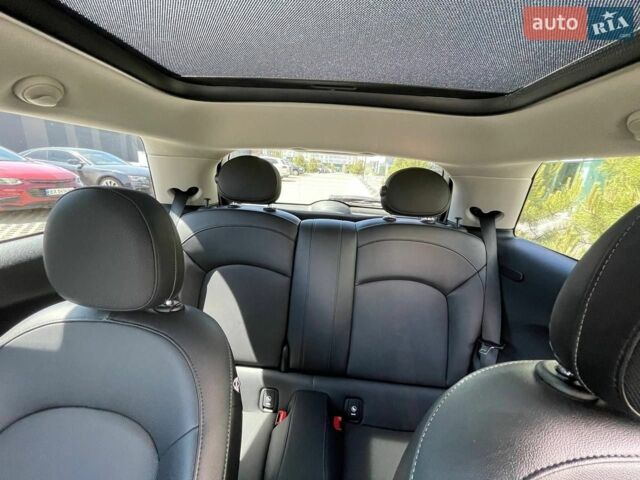 Білий Міні Cooper, об'ємом двигуна 1.5 л та пробігом 115 тис. км за 11500 $, фото 8 на Automoto.ua