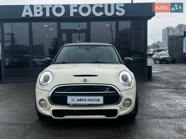 Білий Міні Cooper, об'ємом двигуна 2 л та пробігом 154 тис. км за 15690 $, фото 2 на Automoto.ua