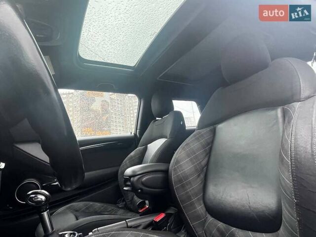 Білий Міні Cooper, об'ємом двигуна 2 л та пробігом 154 тис. км за 15690 $, фото 15 на Automoto.ua