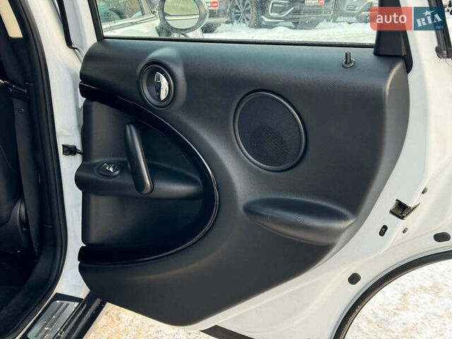 Белый Мини Купер, объемом двигателя 1.6 л и пробегом 159 тыс. км за 10990 $, фото 18 на Automoto.ua