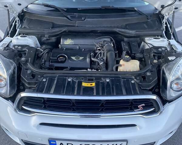 Білий Міні Cooper, об'ємом двигуна 1.6 л та пробігом 159 тис. км за 12500 $, фото 14 на Automoto.ua