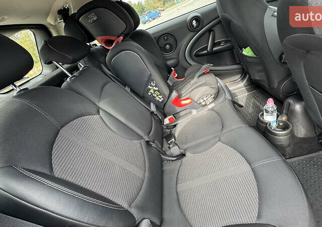 Білий Міні Cooper, об'ємом двигуна 1.6 л та пробігом 157 тис. км за 13800 $, фото 7 на Automoto.ua