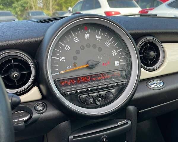 Мини Купер 2015 в Львове на Automoto.ua Белый Мини Купер, объемом двигателя 1.6 л и пробегом 25 тыс. км за 12300 $, фото 15 на Automoto.ua