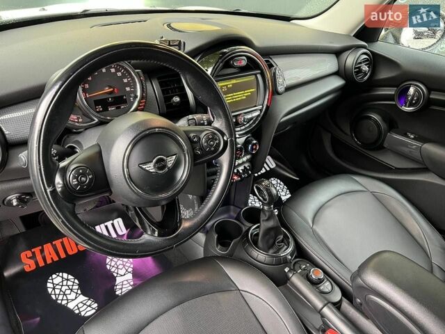 Білий Міні Cooper, об'ємом двигуна 1.5 л та пробігом 85 тис. км за 11600 $, фото 12 на Automoto.ua