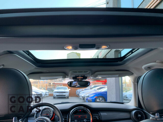 Білий Міні Cooper, об'ємом двигуна 1.5 л та пробігом 53 тис. км за 14998 $, фото 19 на Automoto.ua