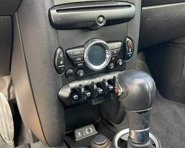 Мини Купер 2015 в Львове на Automoto.ua Белый Мини Купер, объемом двигателя 1.6 л и пробегом 25 тыс. км за 12300 $, фото 16 на Automoto.ua