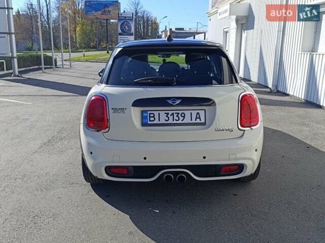Белый Мини Купер, объемом двигателя 2 л и пробегом 110 тыс. км за 14500 $, фото 4 на Automoto.ua