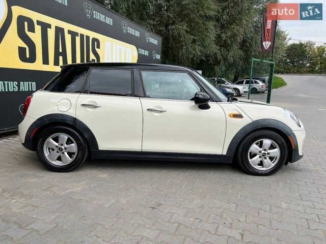Білий Міні Cooper, об'ємом двигуна 1.5 л та пробігом 85 тис. км за 11600 $, фото 7 на Automoto.ua