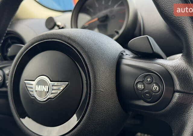 Білий Міні Cooper, об'ємом двигуна 1.6 л та пробігом 157 тис. км за 13800 $, фото 15 на Automoto.ua