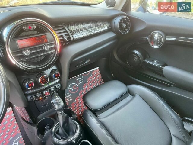 Білий Міні Cooper, об'ємом двигуна 2 л та пробігом 102 тис. км за 11999 $, фото 27 на Automoto.ua