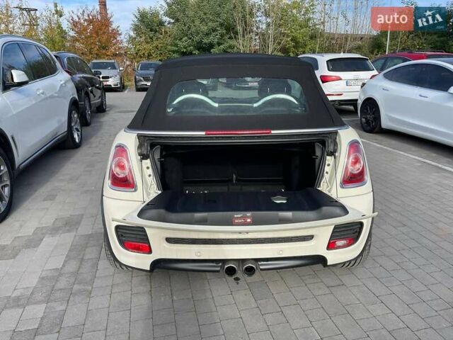 Мини Купер 2015 в Львове на Automoto.ua Белый Мини Купер, объемом двигателя 1.6 л и пробегом 25 тыс. км за 12300 $, фото 21 на Automoto.ua