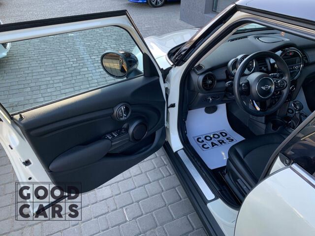 Білий Міні Cooper, об'ємом двигуна 1.5 л та пробігом 53 тис. км за 14998 $, фото 14 на Automoto.ua