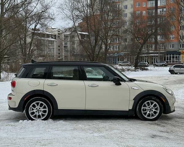 Белый Мини Купер, объемом двигателя 2 л и пробегом 152 тыс. км за 13000 $, фото 5 на Automoto.ua