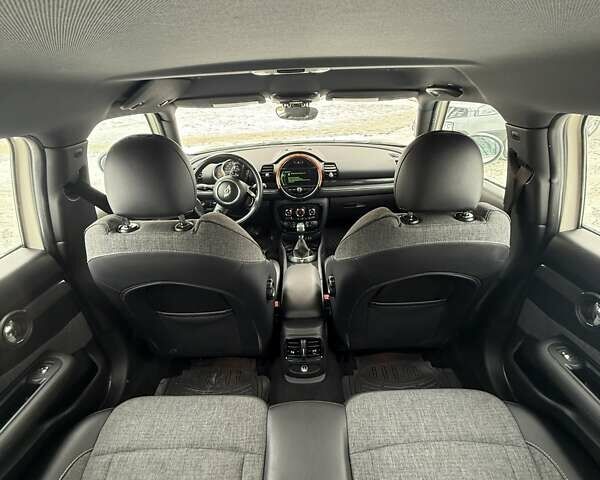 Белый Мини Купер, объемом двигателя 2 л и пробегом 152 тыс. км за 13000 $, фото 16 на Automoto.ua