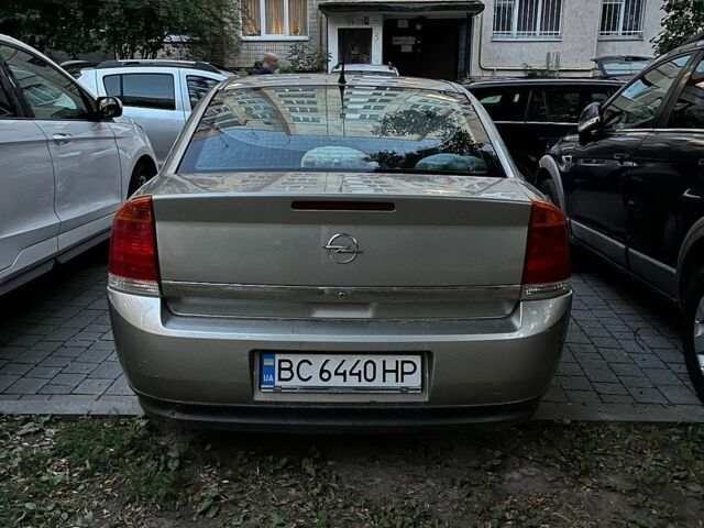 Білий Міні Cooper, об'ємом двигуна 2 л та пробігом 69 тис. км за 2911 $, фото 15 на Automoto.ua