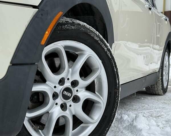 Белый Мини Купер, объемом двигателя 2 л и пробегом 152 тыс. км за 13000 $, фото 7 на Automoto.ua