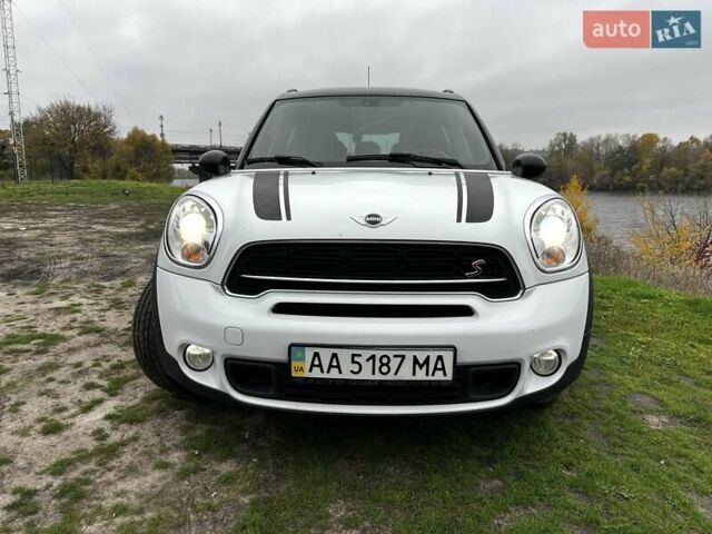 Белый Мини Купер, объемом двигателя 2 л и пробегом 213 тыс. км за 14500 $, фото 1 на Automoto.ua