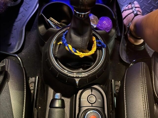 Білий Міні Cooper, об'ємом двигуна 2 л та пробігом 103 тис. км за 12999 $, фото 20 на Automoto.ua
