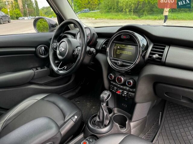 Білий Міні Cooper, об'ємом двигуна 1.5 л та пробігом 86 тис. км за 12440 $, фото 34 на Automoto.ua
