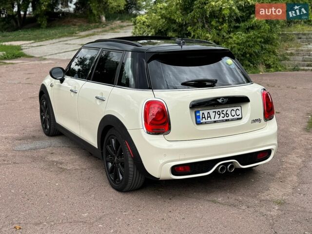 Білий Міні Cooper, об'ємом двигуна 2 л та пробігом 103 тис. км за 12999 $, фото 8 на Automoto.ua