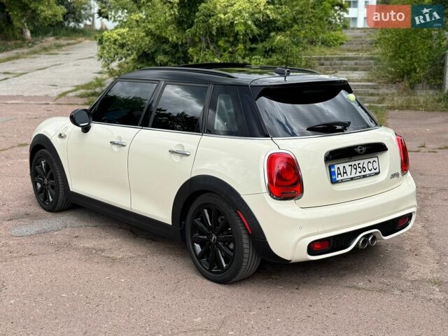 Білий Міні Cooper, об'ємом двигуна 2 л та пробігом 103 тис. км за 12999 $, фото 9 на Automoto.ua