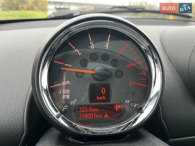 Белый Мини Купер, объемом двигателя 2 л и пробегом 213 тыс. км за 14500 $, фото 17 на Automoto.ua