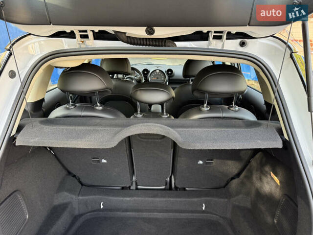 Білий Міні Cooper, об'ємом двигуна 1.6 л та пробігом 75 тис. км за 13500 $, фото 6 на Automoto.ua
