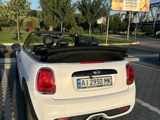 Белый Мини Купер, объемом двигателя 2 л и пробегом 71 тыс. км за 14700 $, фото 2 на Automoto.ua