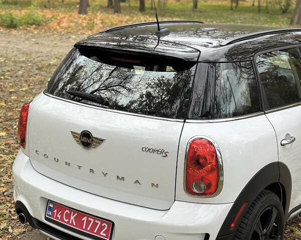 Белый Мини Купер, объемом двигателя 1.6 л и пробегом 75 тыс. км за 11800 $, фото 4 на Automoto.ua