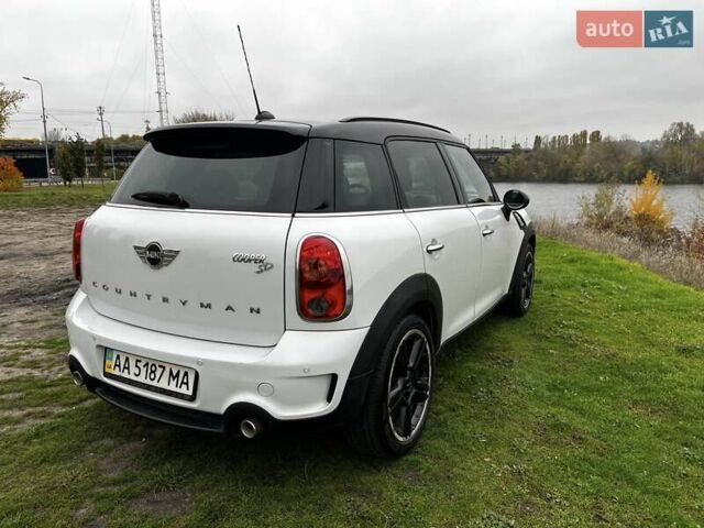 Белый Мини Купер, объемом двигателя 2 л и пробегом 213 тыс. км за 14500 $, фото 3 на Automoto.ua