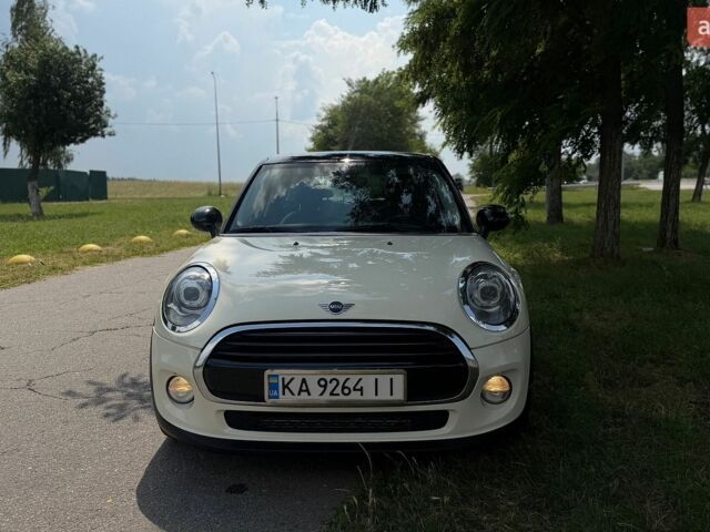 Білий Міні Cooper, об'ємом двигуна 1.5 л та пробігом 88 тис. км за 14250 $, фото 15 на Automoto.ua
