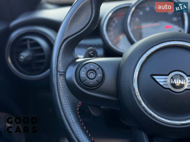 Білий Міні Cooper, об'ємом двигуна 2 л та пробігом 65 тис. км за 16500 $, фото 25 на Automoto.ua
