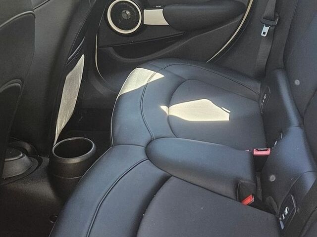 Білий Міні Cooper, об'ємом двигуна 2 л та пробігом 225 тис. км за 12999 $, фото 10 на Automoto.ua