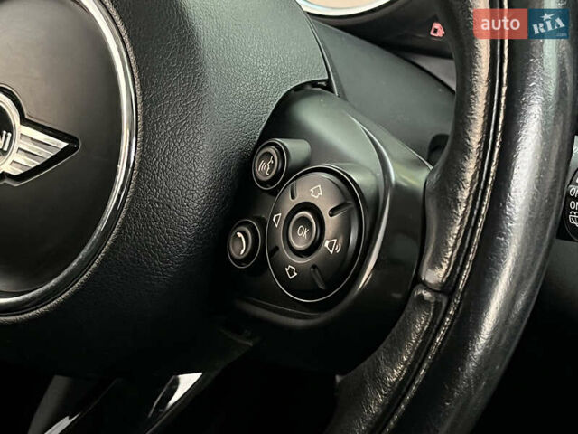 Білий Міні Cooper, об'ємом двигуна 2 л та пробігом 138 тис. км за 15999 $, фото 36 на Automoto.ua