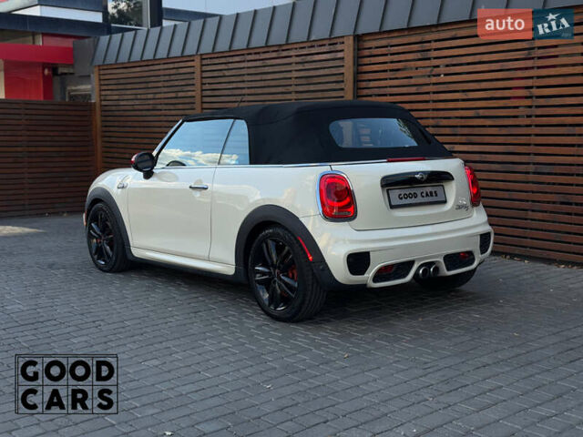 Білий Міні Cooper, об'ємом двигуна 2 л та пробігом 64 тис. км за 16500 $, фото 4 на Automoto.ua
