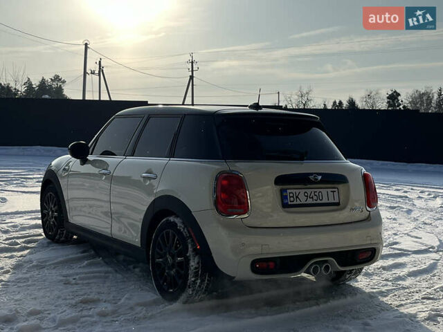 Білий Міні Cooper, об'ємом двигуна 2 л та пробігом 138 тис. км за 15999 $, фото 9 на Automoto.ua