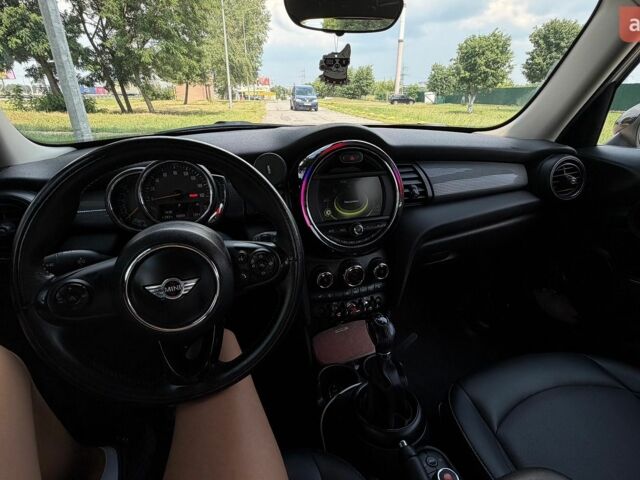 Білий Міні Cooper, об'ємом двигуна 1.5 л та пробігом 88 тис. км за 14250 $, фото 21 на Automoto.ua