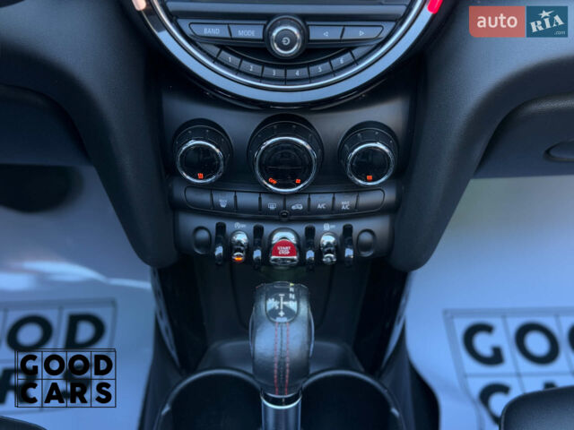Білий Міні Cooper, об'ємом двигуна 2 л та пробігом 65 тис. км за 16500 $, фото 30 на Automoto.ua
