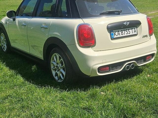 Білий Міні Cooper, об'ємом двигуна 2 л та пробігом 225 тис. км за 12999 $, фото 6 на Automoto.ua