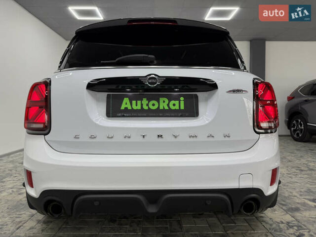 Белый Мини Купер, объемом двигателя 2 л и пробегом 76 тыс. км за 25900 $, фото 5 на Automoto.ua