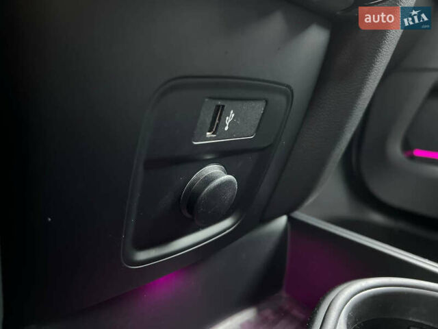 Белый Мини Купер, объемом двигателя 2 л и пробегом 170 тыс. км за 17500 $, фото 36 на Automoto.ua